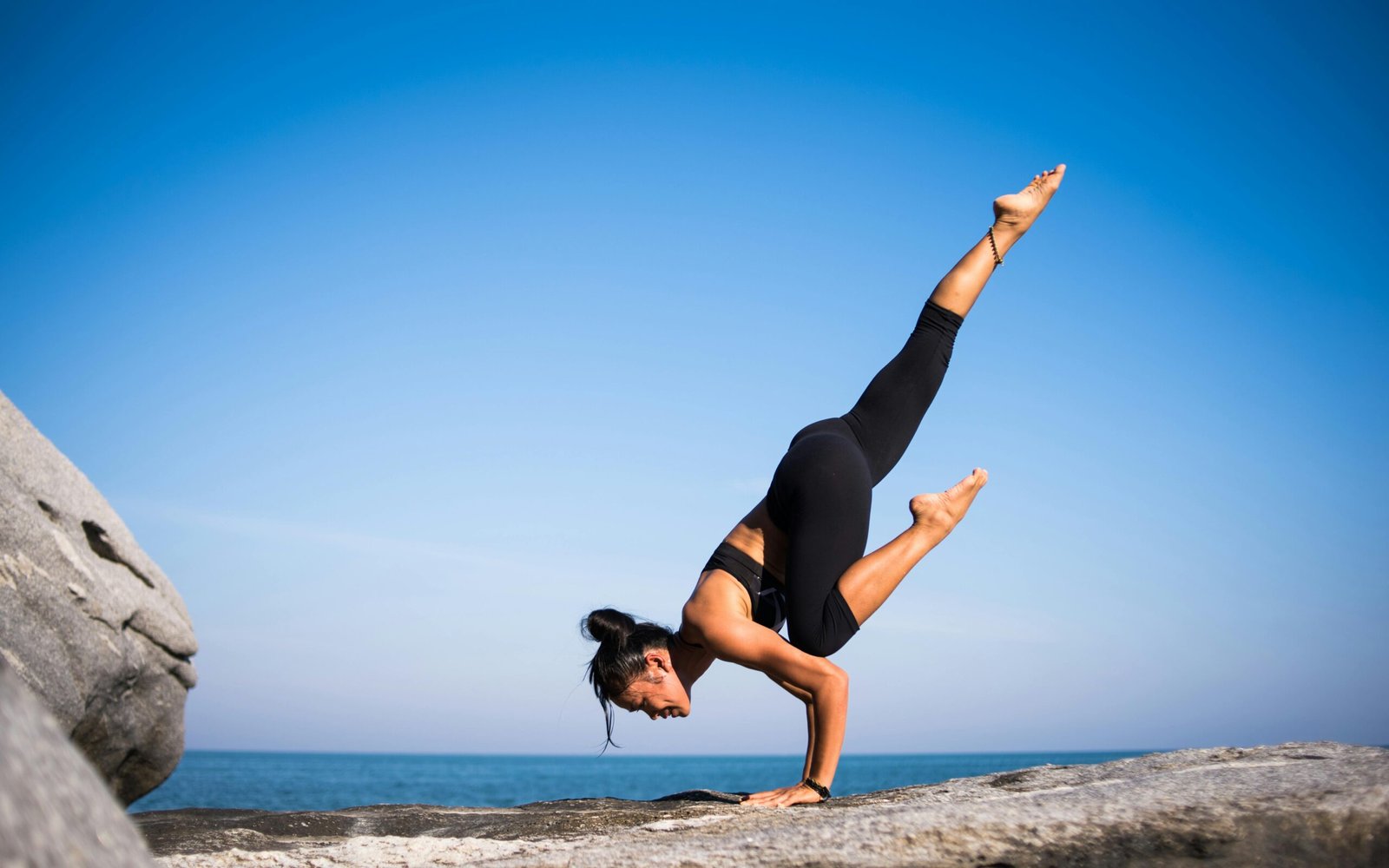 Add yoga to Your Fitness Routine for a Balanced Approach