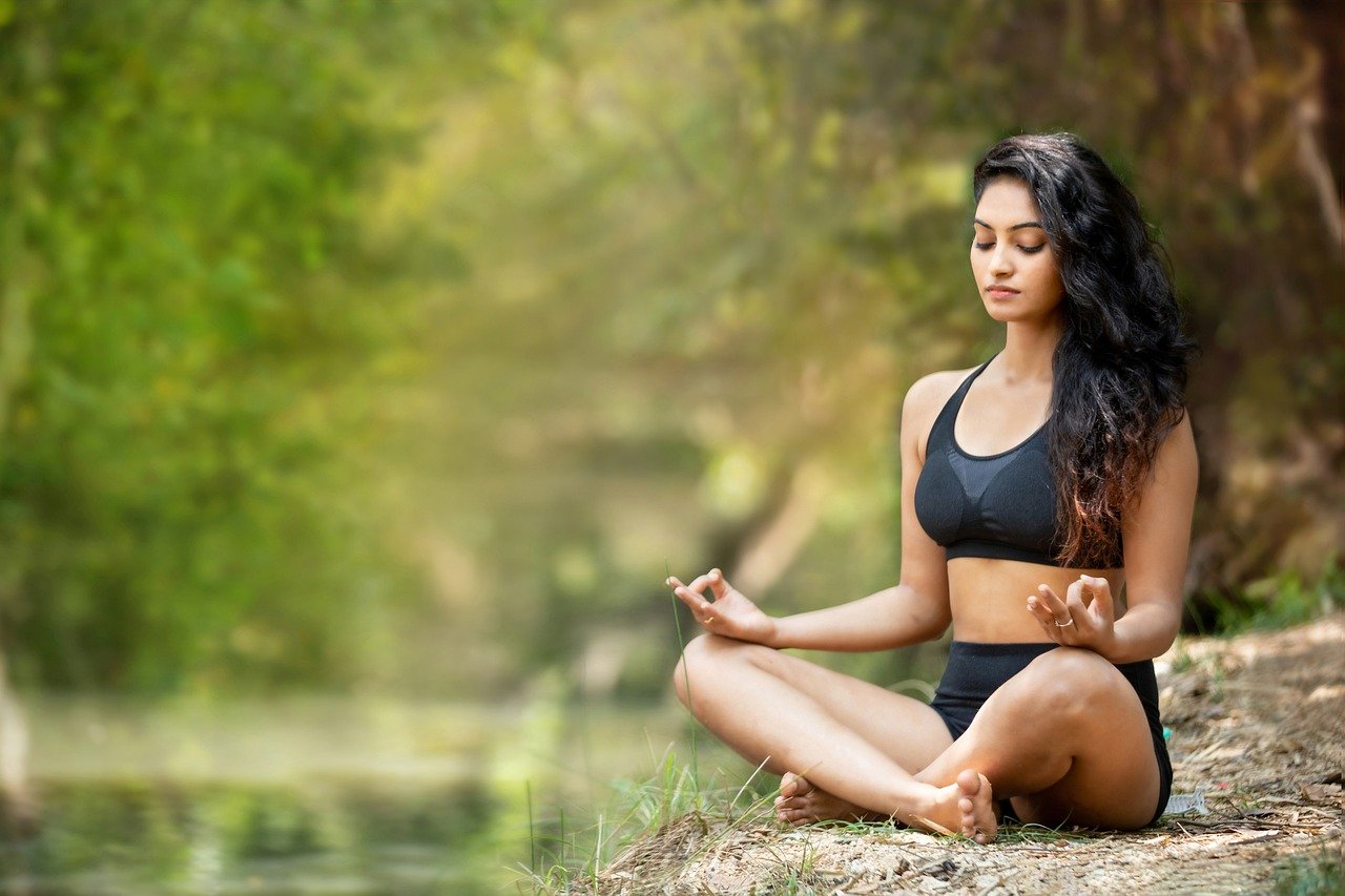 Yoga Tip: Embrace the Outdoors for a Refreshing Practice